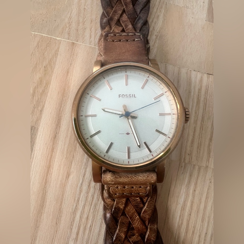 Fossil ladies rose gold tone boyfriend style watch NEW BATTERY